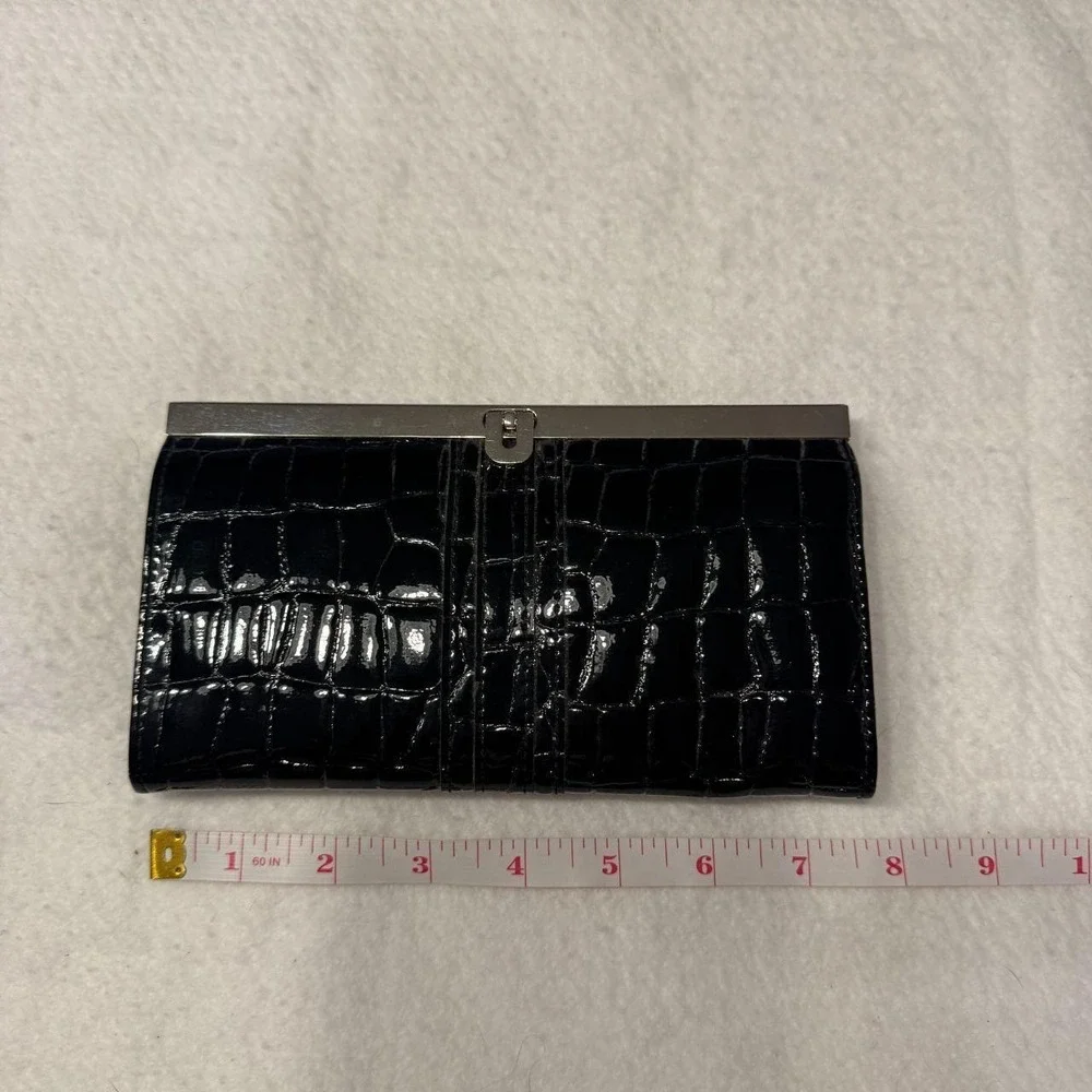 Black Crocodile‑Embossed Faux Leather Clutch Silver Toned Frame EUC